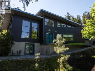 324 Clifton Road, Kelowna
