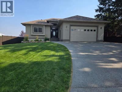 7958 MCCALLUM VIEW Drive, Grand Forks