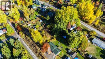 2073 Raspberry Road, Robson