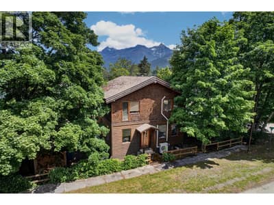 202 B Avenue, Kaslo