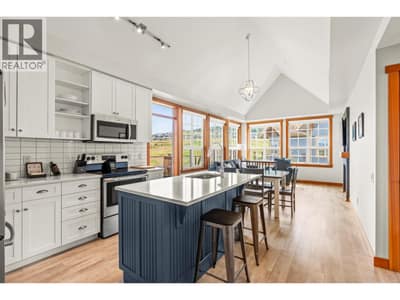107 Village Centre Court Unit# 416, Vernon