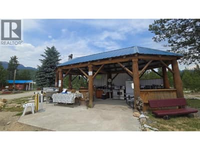 991 WEST FRONTAGE Road, Blue River