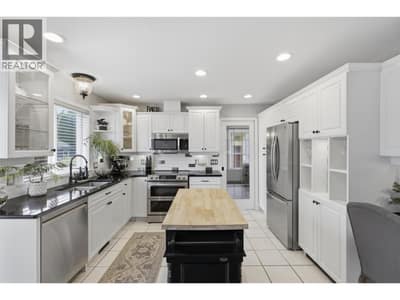 906 Invermere Court, Kamloops