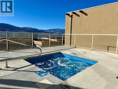 2000 VALLEYVIEW Drive Unit# 33, Osoyoos