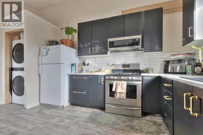 1745 Hollywood Road S, Kelowna