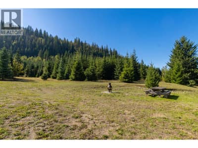 1370 20 Avenue SE, Salmon Arm