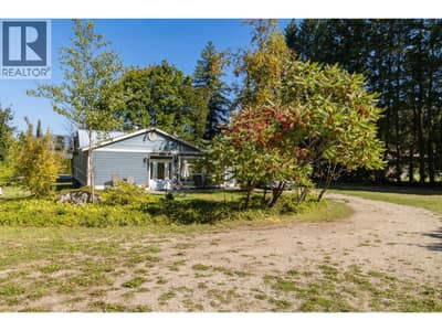 1370 20 Avenue SE, Salmon Arm