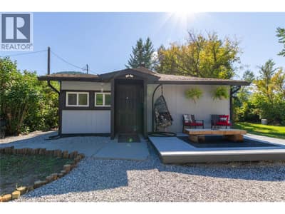 2946 Seaman Road, Falkland