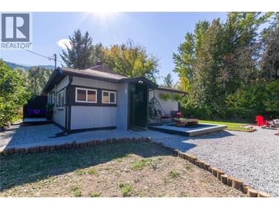 2946 Seaman Road, Falkland