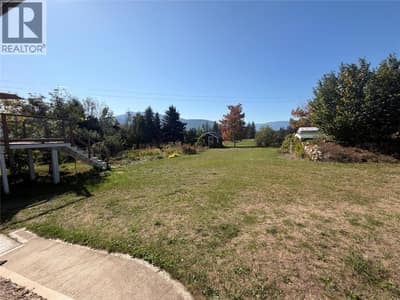 1141 70 Street SE, Salmon Arm