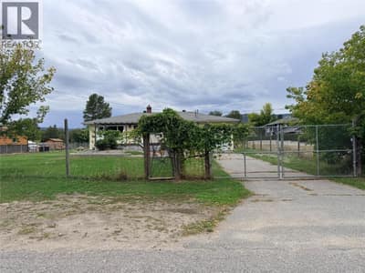 6327 12TH Street, Grand Forks