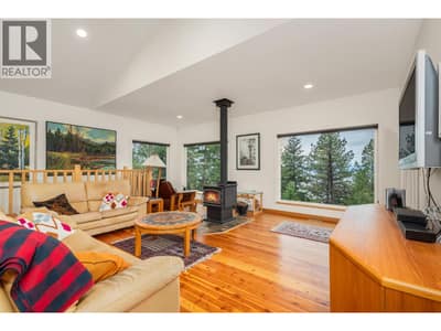 7936 McLennan Road, Vernon