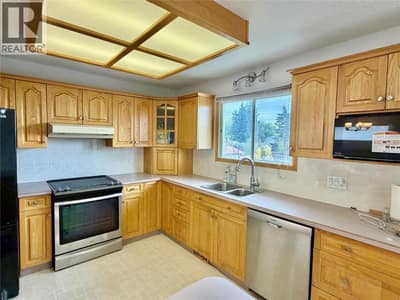 1021 92 Avenue, Dawson Creek
