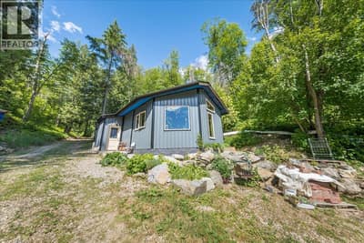 1385 Pass Creek Road, Castlegar