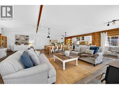 1509 LAFONTAINE Road, Golden