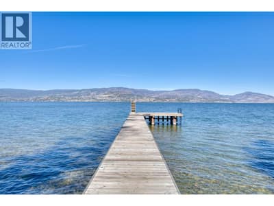 Licensed Dock installed in 2020 by Shoreline Pile Driving