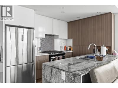 1151 Sunset Drive Unit# 405, Kelowna