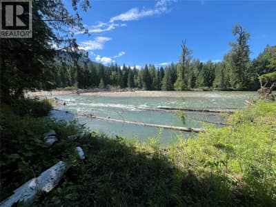 5568 Trans Canada Highway, Malakwa