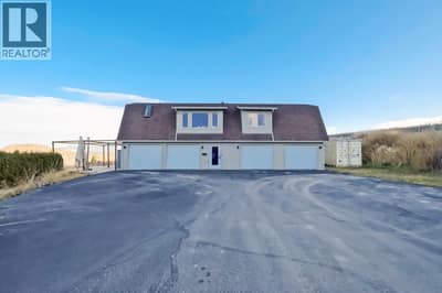 Carriage Home over 4 bay garage