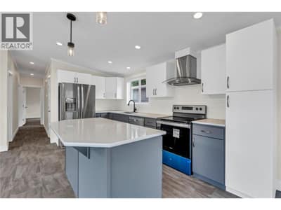 1118 Middle Bench Road Unit# 10, Keremeos