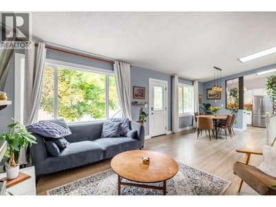 5215 PINERIDGE Road, Peachland