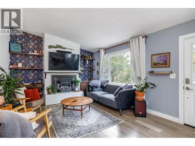 5215 PINERIDGE Road, Peachland