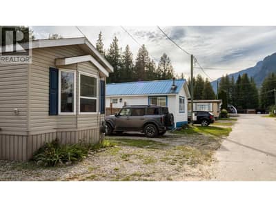 978 Lundell Road, Revelstoke