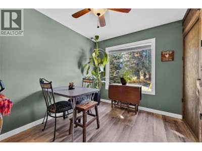 717 Larsen Road, Salmo