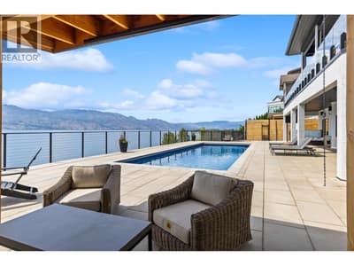 covered lounge area pool side