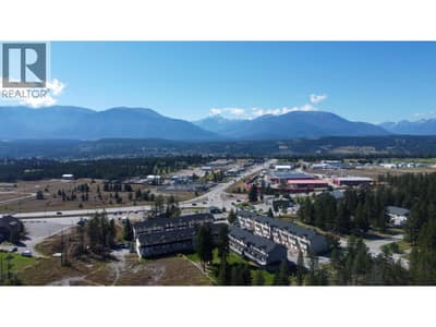 200 BLACK FOREST Trail Unit# 504, Invermere
