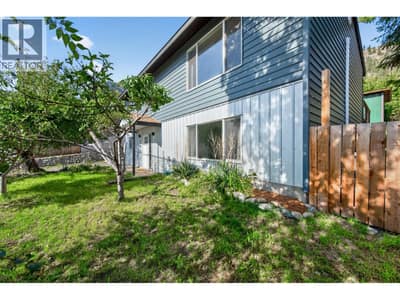 677 Columbia Street, Lillooet