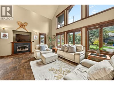 1322 11th Avenue, Fernie