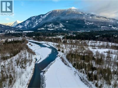 10-1445 Illecillewaet Road Lot# SL 5, Revelstoke