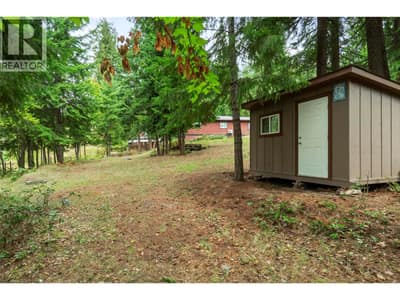 Shed/bunkhouse