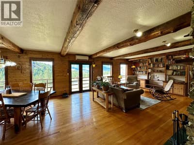 3655 McLean Creek Road, Okanagan Falls