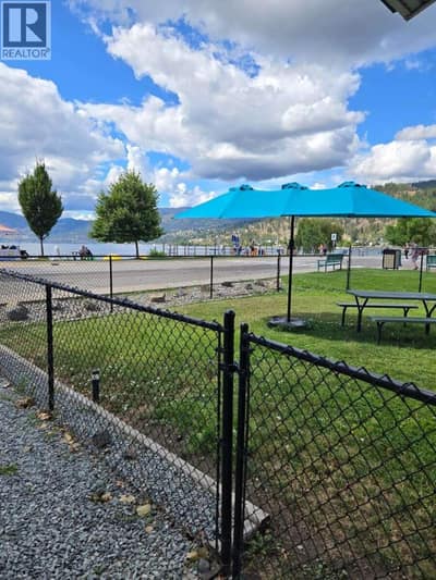 4194 Beach Avenue, Peachland