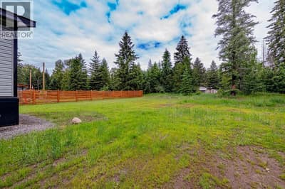 916 Airport Road Unit# 7, Salmo