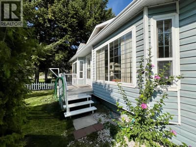 410 6th Avenue, Keremeos