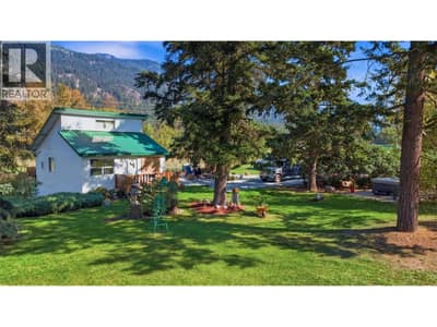 1385 6 Highway, Cherryville