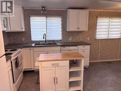 500 16th Avenue Unit# 16, Genelle