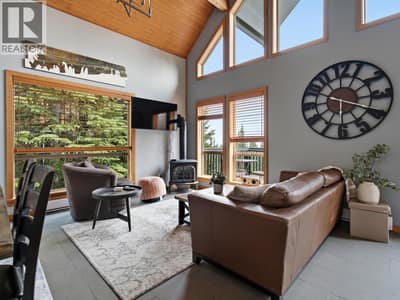 4833 Snow Pines Road, Big White