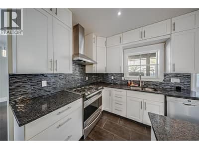 3732 5th Avenue, Castlegar