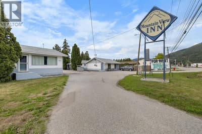 1441 NORTHWEST Boulevard, Creston