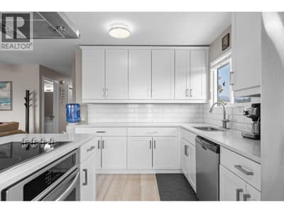 2440 Margaret Road, West Kelowna