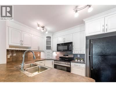135 Ziprick Road Unit# 206, Kelowna