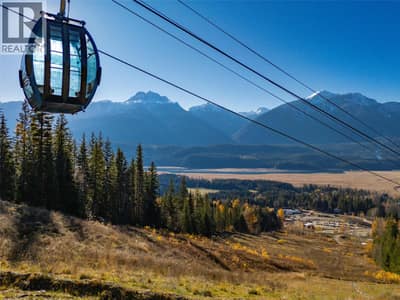 Ski in Revelstoke Mountain Resort