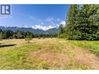 3309 Catherwood Road, Revelstoke