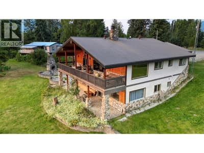 906 Harrwood Drive, Blue River