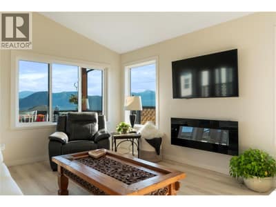2545 Panoramic Way, Blind Bay