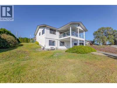 8820 Happy Valley Road, Summerland